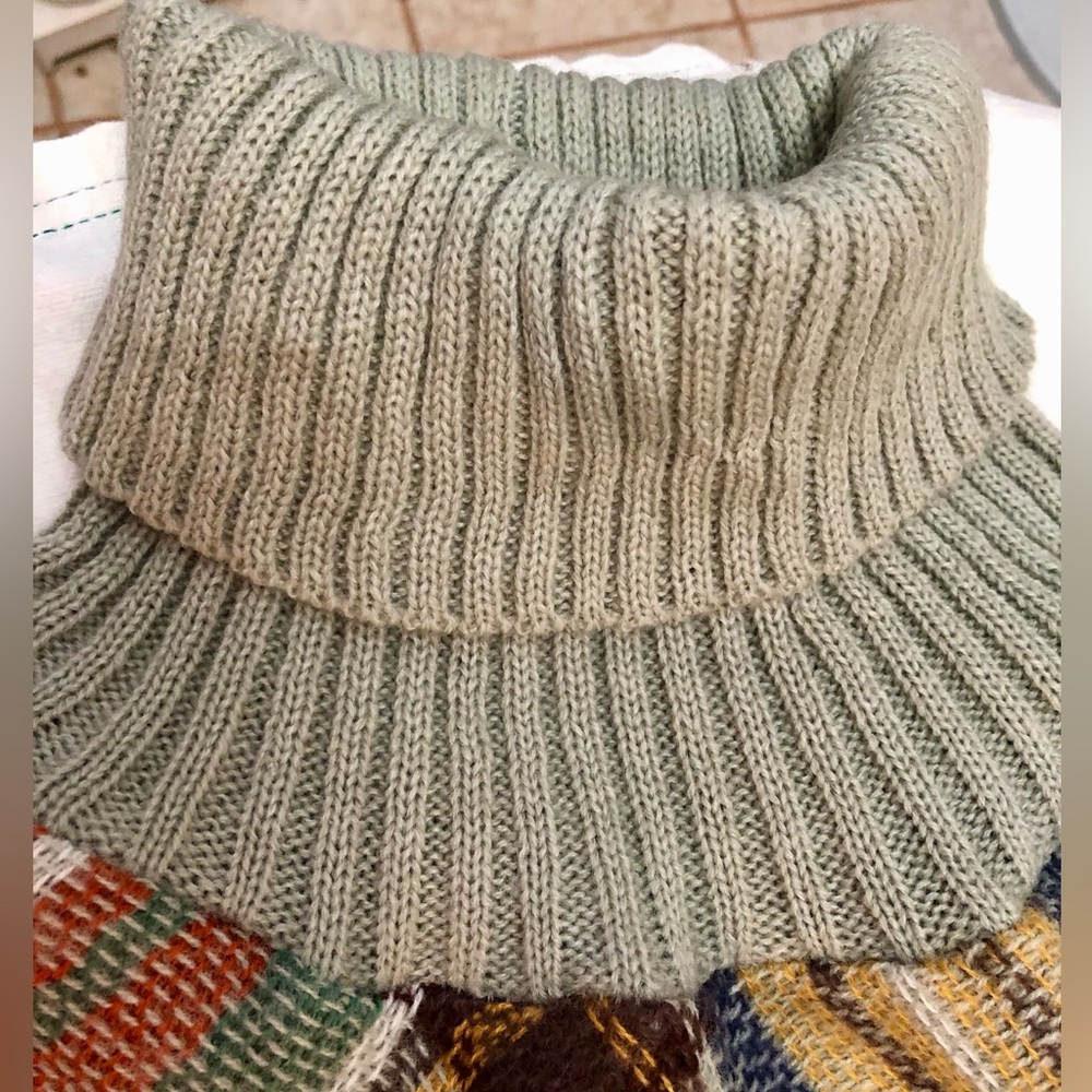 Fall Turtleneck Poncho - Picture 4 of 4
